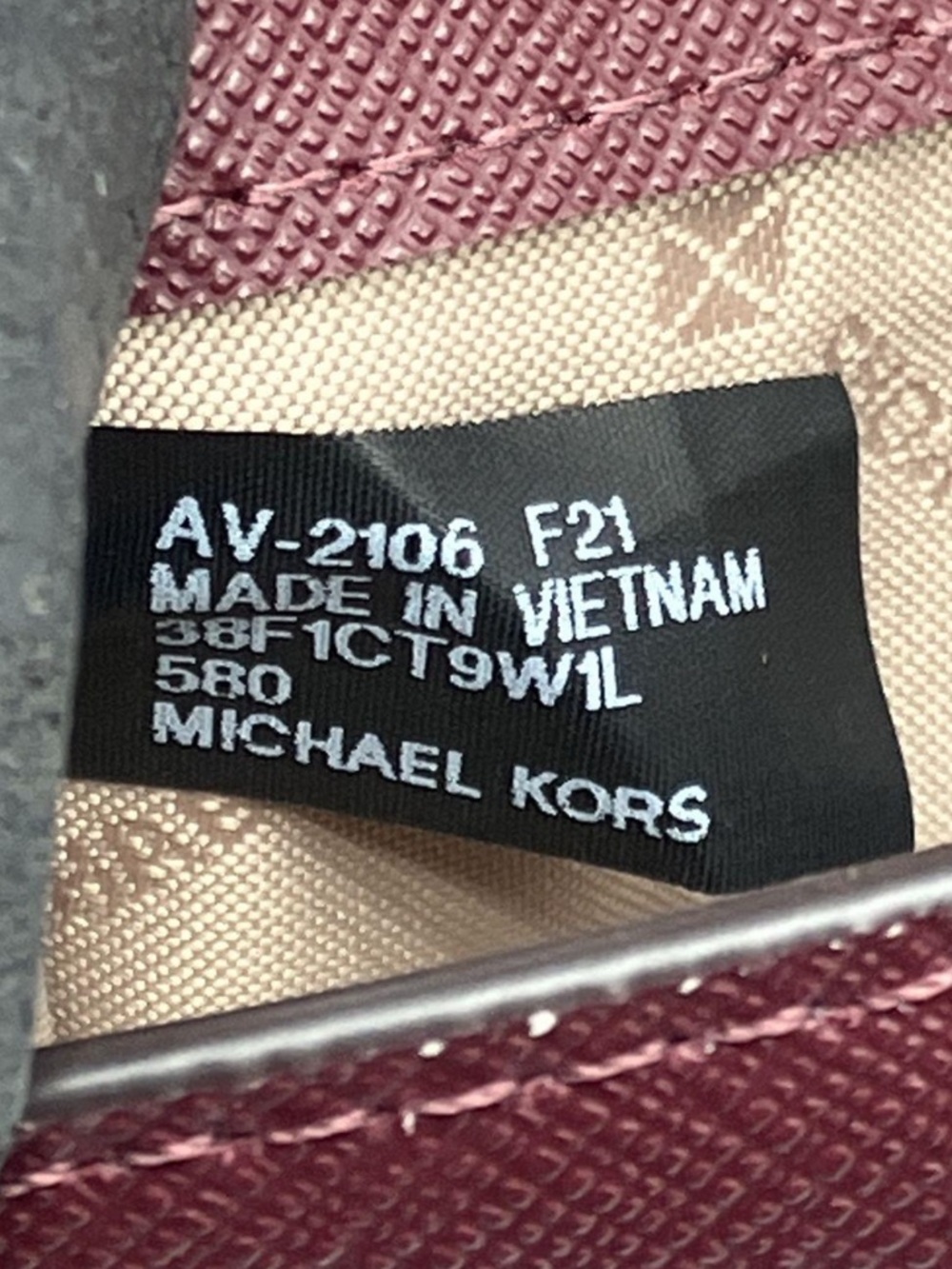 Michael Kors COA Jet Set Saffiano Leather Wristlet - 38F1CT9W1L - Picture 9 of 9